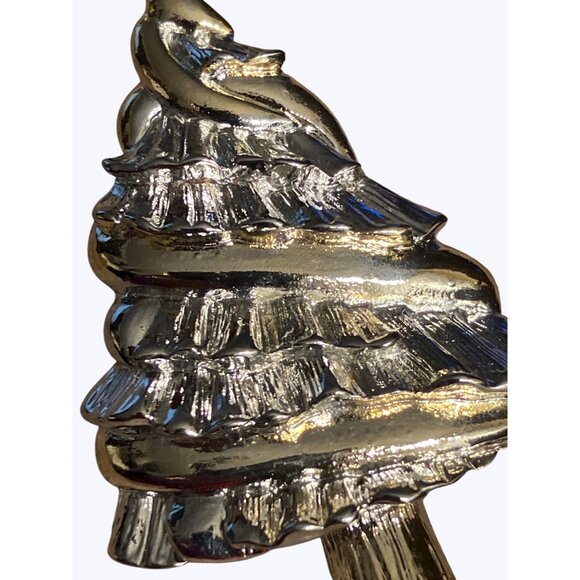 Christmas Tree Brooch Pin With Star Accent Vintage Holiday Jewelry - Picture 6 of 7